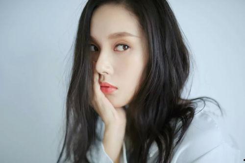 精致漂亮的女明星网红,揭秘精致女明星的网红之路
