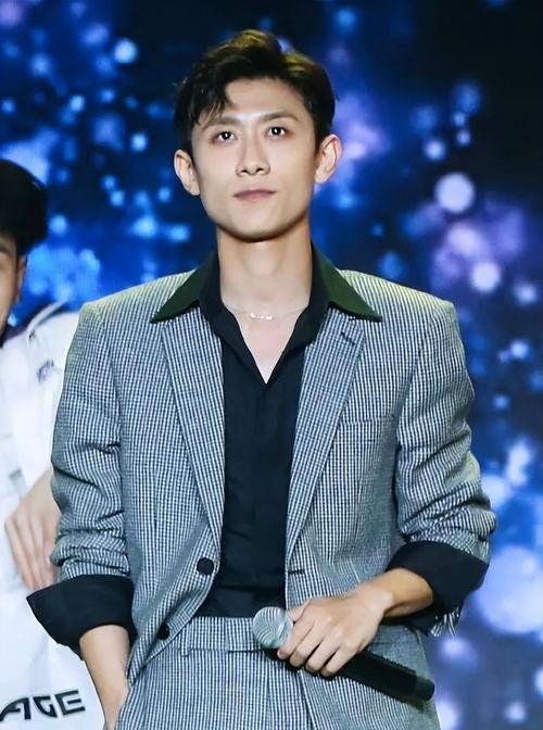 男的明星网红有哪些,盘点当下热门的男性明星网红