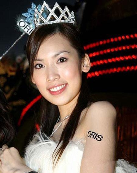 三线女明星网红,演绎人生华丽转身