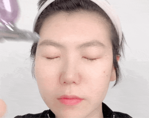 明星网红同款精华喷雾,保湿锁水新宠儿