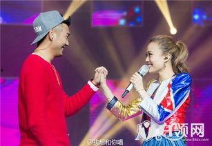英文歌明星网红演唱,From Stage to Screen: The Rise of Music Stars as Social Media Influencers