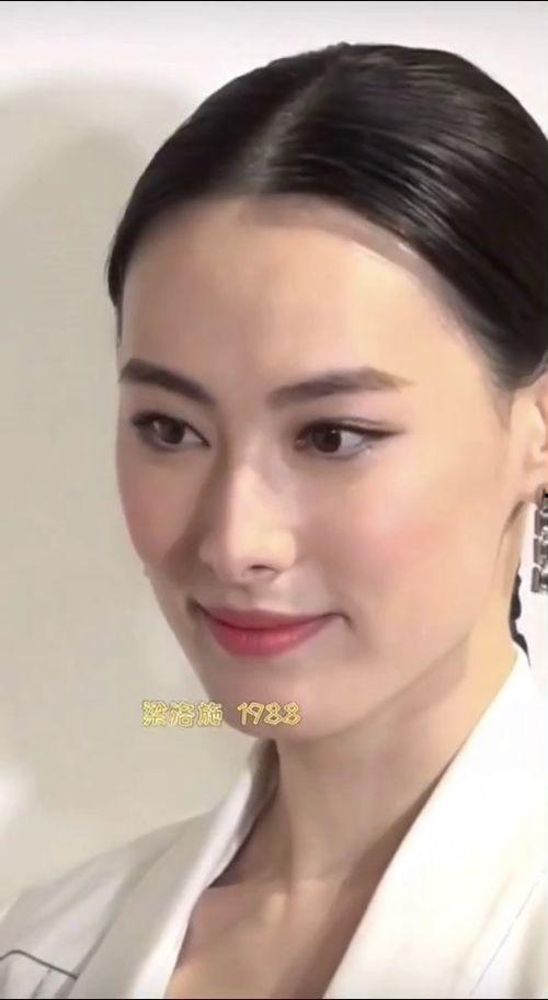 明星网红抹脸视频素材高清,高清抹脸视频大揭秘