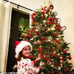 明星网红圣诞树装扮,明星网红们的创意装扮大盘点