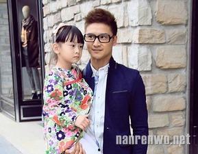 明星网红萌娃走秀,童趣走秀演绎时尚盛宴