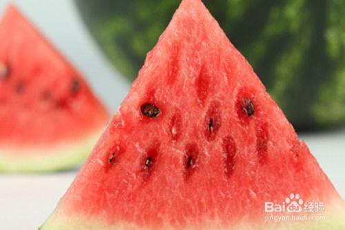 今日分享吃瓜文案短句图片,跟随热辣文案，一图览尽吃瓜瞬间