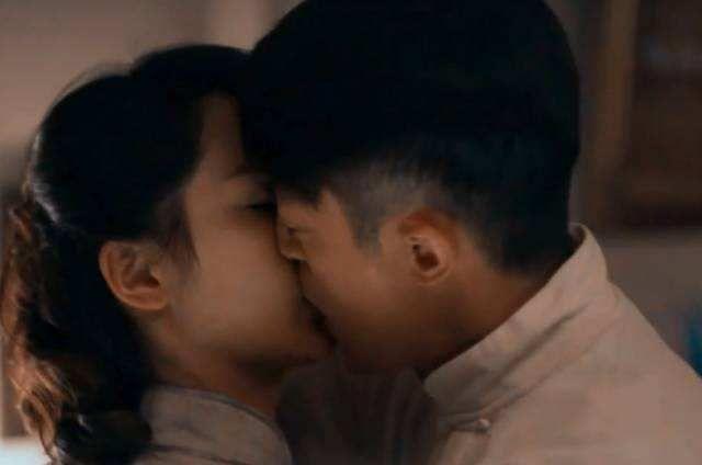 小明星网红吻戏视频